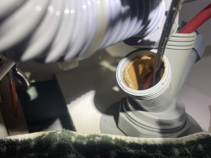 배관 속 찌꺼기 제거